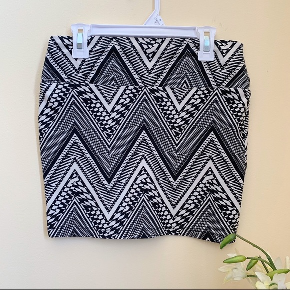 Rue21 pencil skirt - Picture 1 of 4